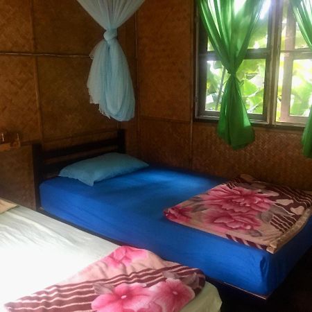 Golden Hut -Chill Bungalows In Town黄金泰式传统独栋小屋 Pai Exterior photo