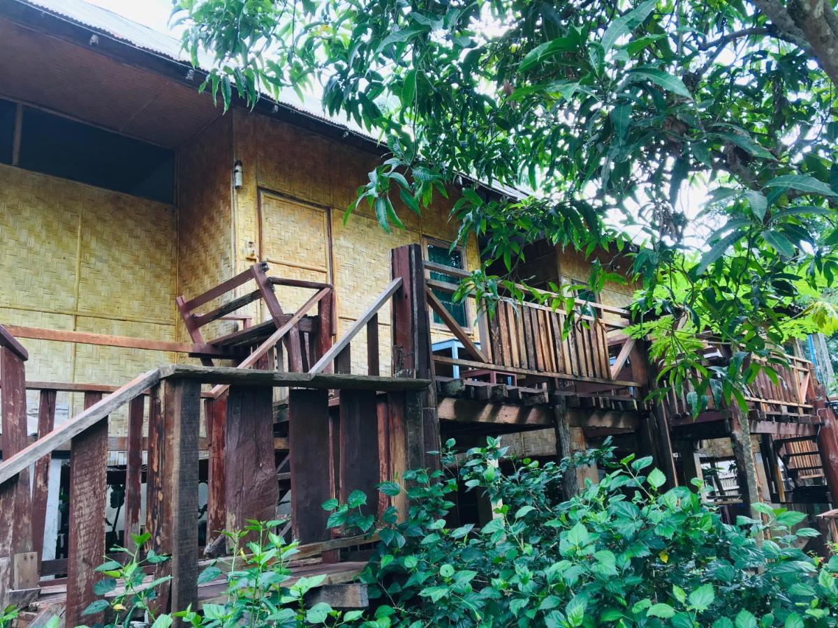 Golden Hut -Chill Bungalows In Town黄金泰式传统独栋小屋 Pai Exterior photo