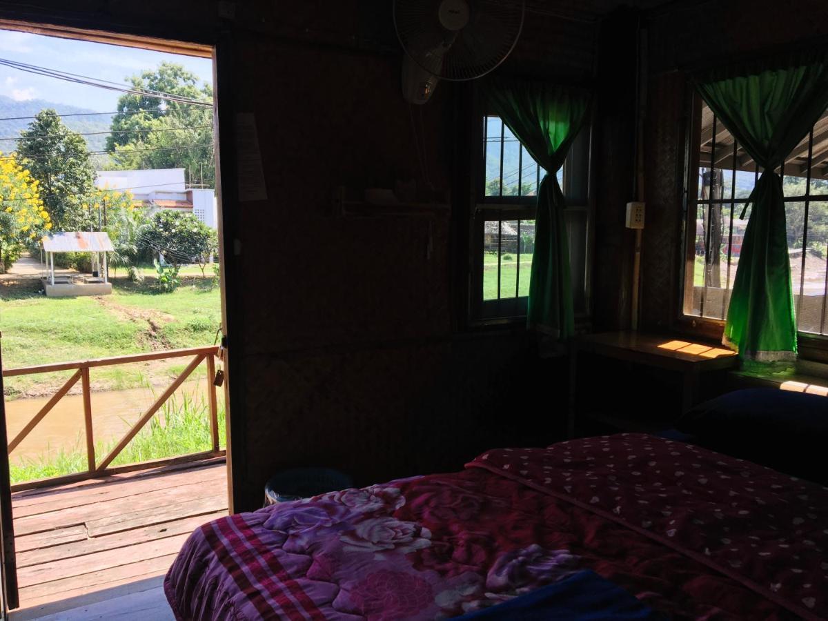 Golden Hut -Chill Bungalows In Town黄金泰式传统独栋小屋 Pai Exterior photo