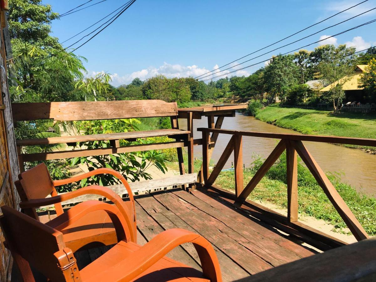 Golden Hut -Chill Bungalows In Town黄金泰式传统独栋小屋 Pai Exterior photo