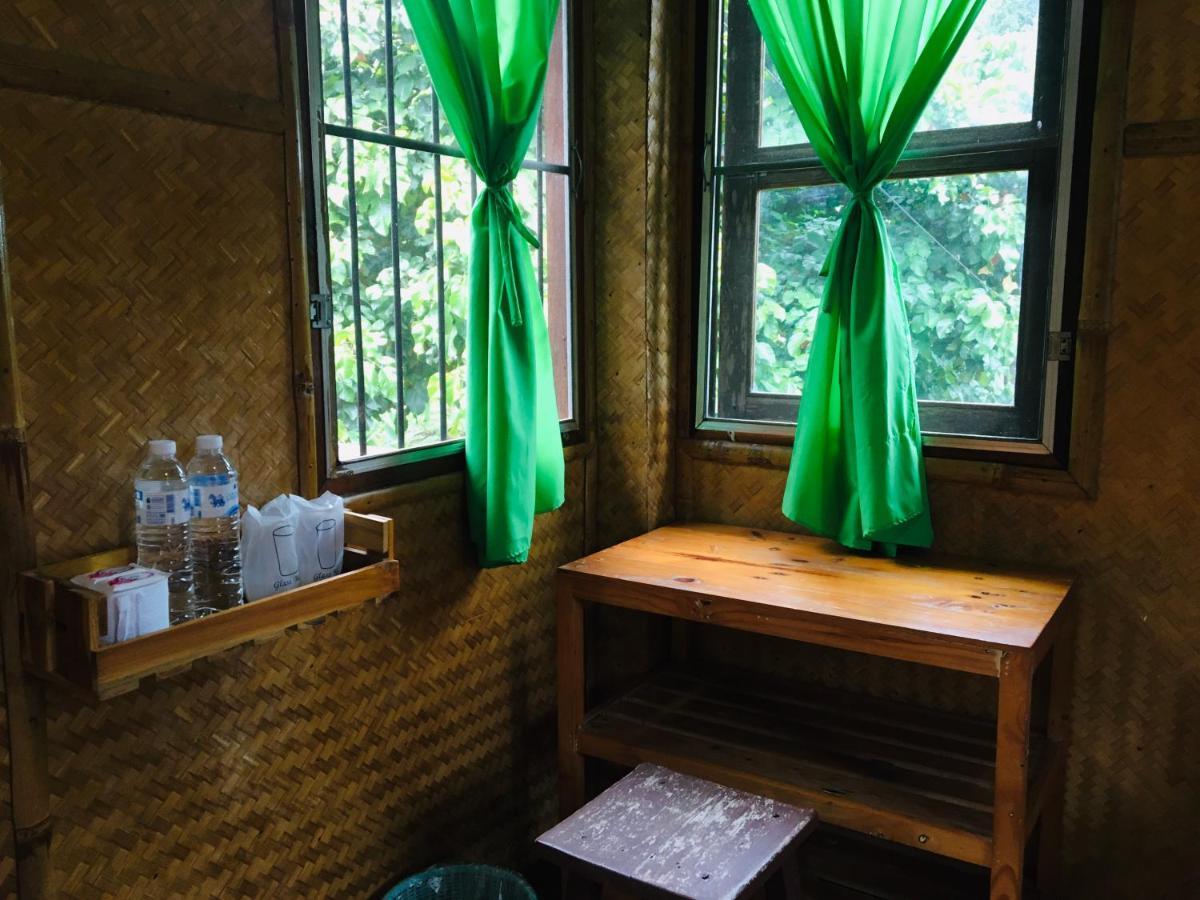 Golden Hut -Chill Bungalows In Town黄金泰式传统独栋小屋 Pai Exterior photo