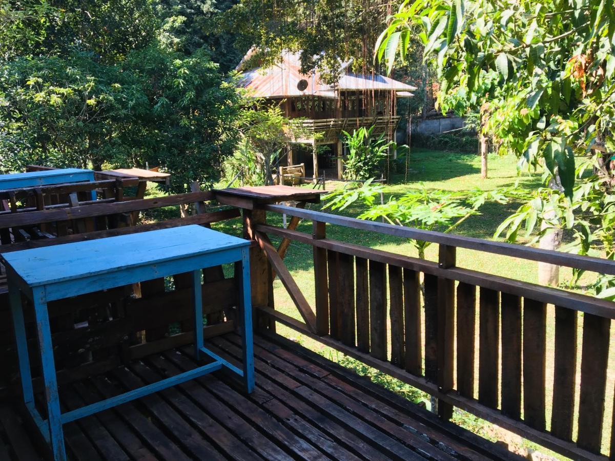 Golden Hut -Chill Bungalows In Town黄金泰式传统独栋小屋 Pai Exterior photo